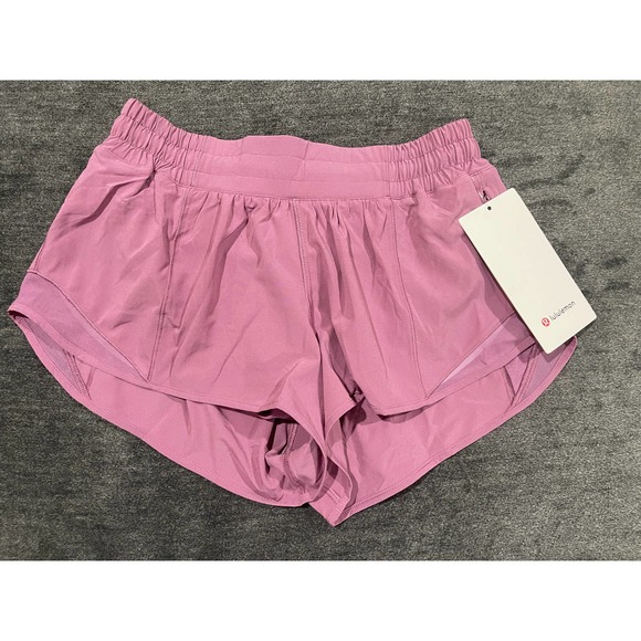 lululemon athletica Pants - LULULEMON Velvet Dust Hotty Hot Shorts, 2.5" - Size 6 - NEW w/ Tags!